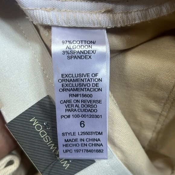 #54 ☑️Wit & Wisdom ECRU High Rise Frayed eyelash hem Wide Leg Flare Ankle Jeans - Picture 8 of 9